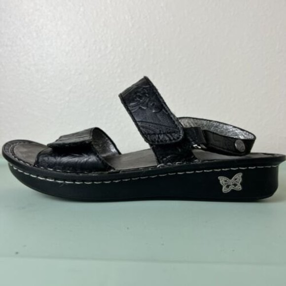 Alegria Verona Sandals Size 37 US 6.5 Black Silver Embossed Leather Sling-Back - Picture 11 of 13